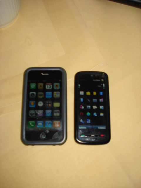 Apple iPhone 3G vs. Nokia 5800
